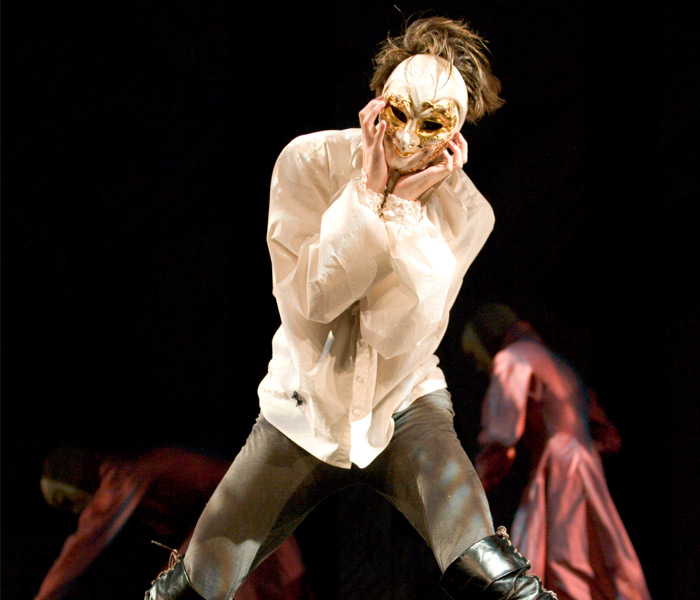    
 PHANTOM OF THE OPERA 